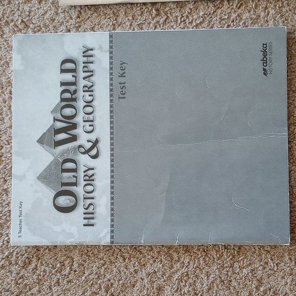 Abeka 5th Grade History Book and Keys - Picture 2 of 6